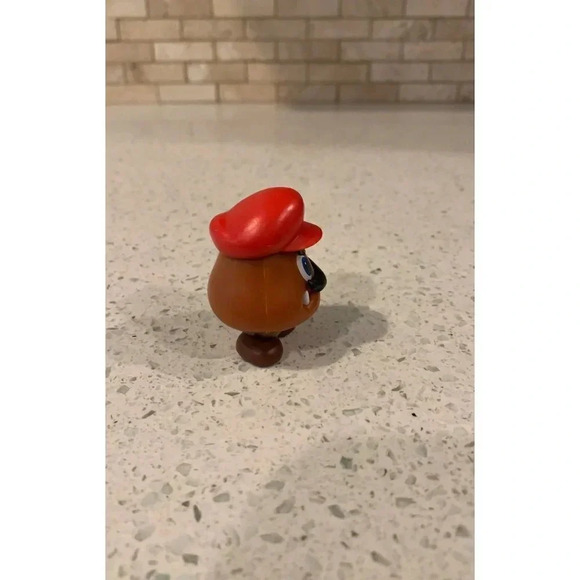 World of Nintendo‎ Super Mario Captured Goomba Mini Figure sd - Picture 4 of 4